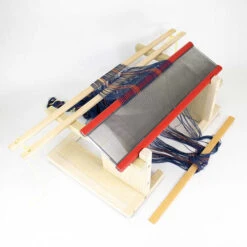 Ergonomic Sley Stand -The Yarn Haven Ergnomic Stand Web 73963.1647449024