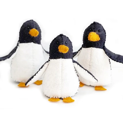 Jennifer Heynen Felt Sewing Kit - Adelie Penguins 1 Jennifer Heynen Felt Sewing Kit - Adelie Penguins