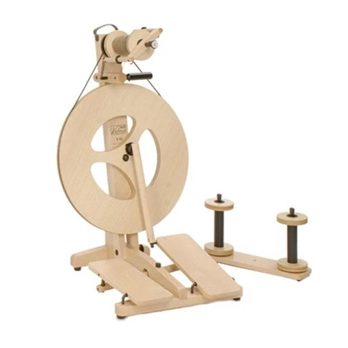 Louet Victoria S95 Spinning Wheel Package 2 Louet Victoria S95 Spinning Wheel Package - Image 2