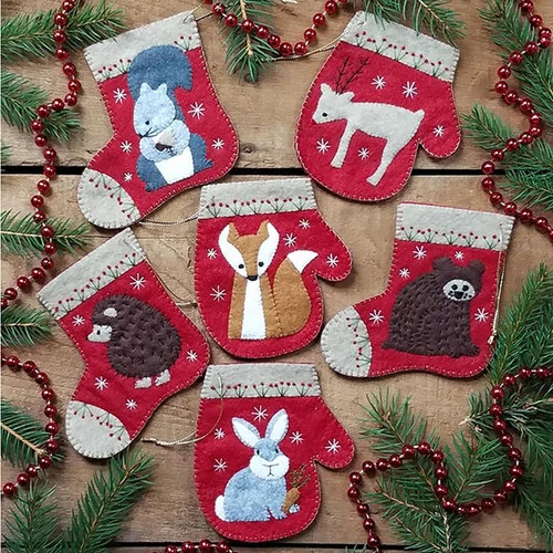Felt Ornament Kit - Christmas Critters 1 Felt Ornament Kit - Christmas Critters